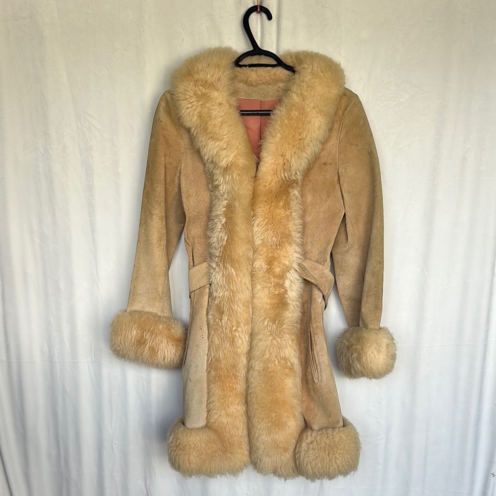 1970s Luxurious Shearling Coat